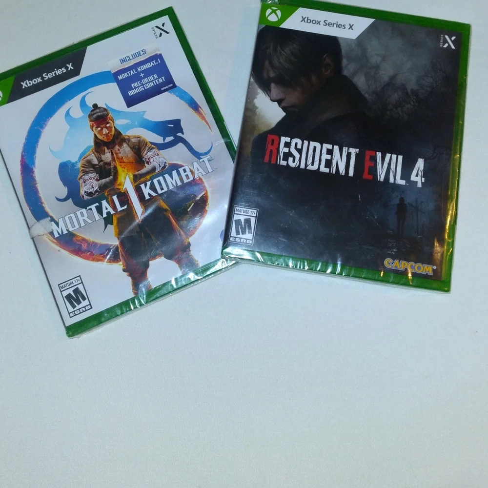 Mortal Kombat 1 / Resident Evil 4 Xbox Series X Game Bundle